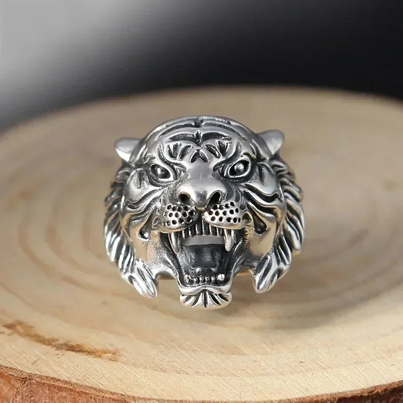 Gothic Skull Crown mens ring