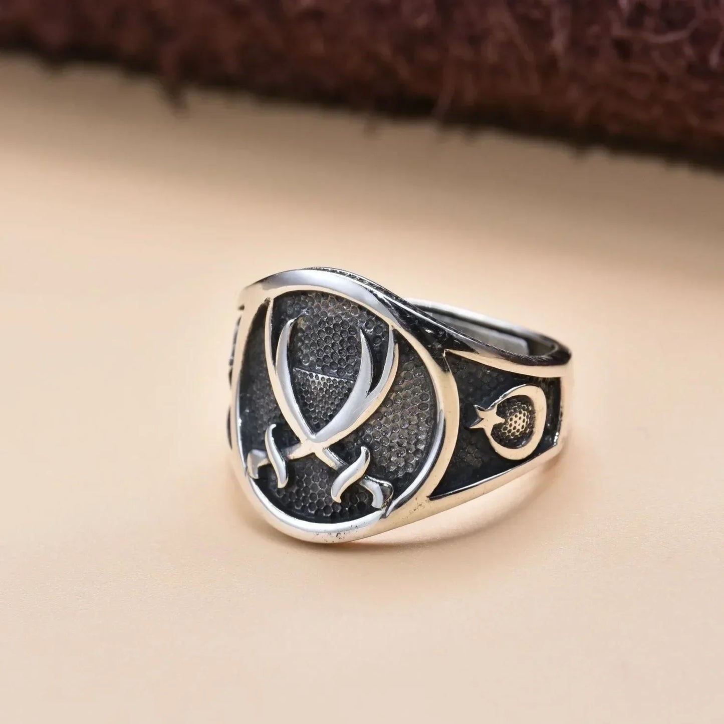 Gothic Skull Crown mens ring