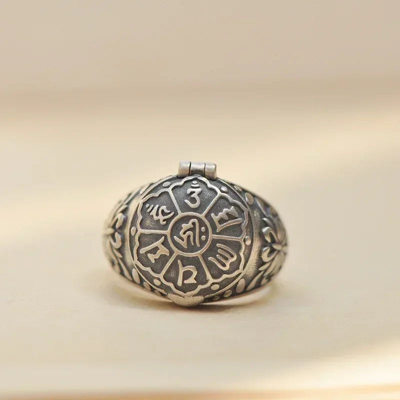 Gothic Skull Crown mens ring