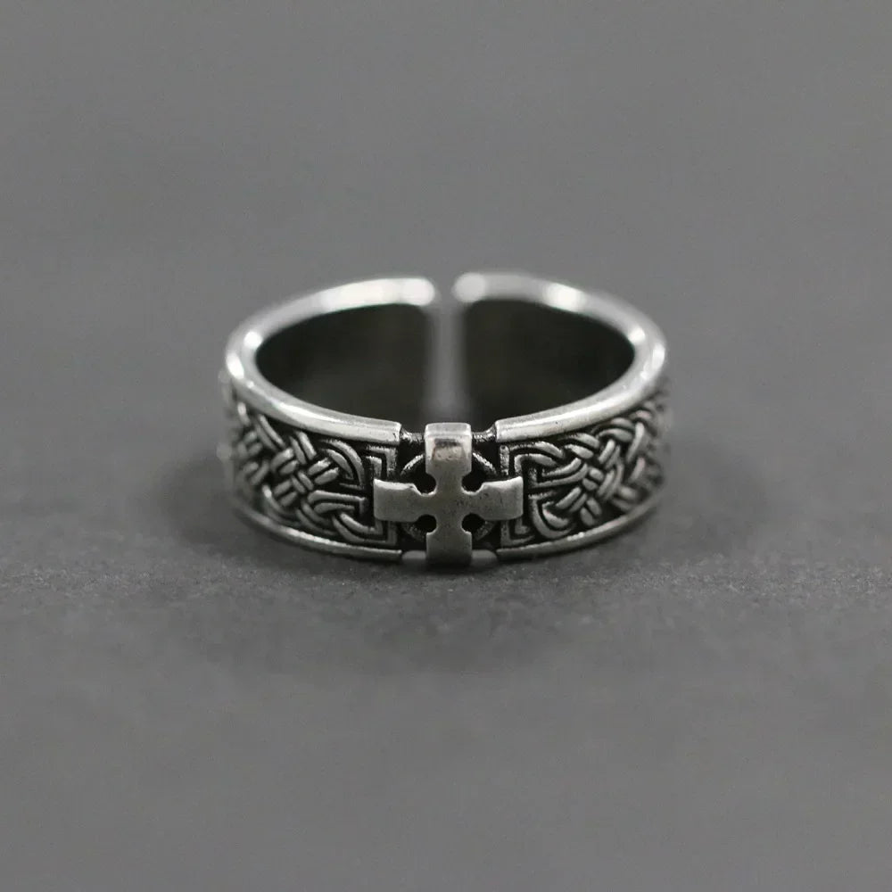 Gothic Skull Crown mens ring