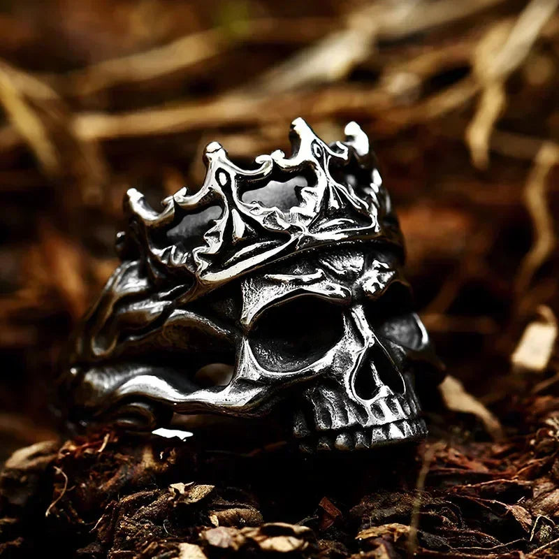 Gothic Skull Crown mens ring