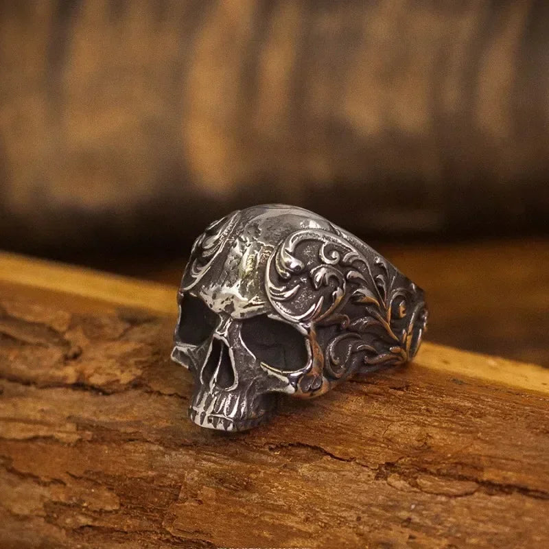 Gothic Skull Crown mens ring